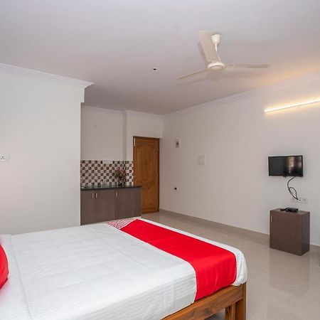Oyo 27839 Manyata Residency Hotell Bangalore Eksteriør bilde